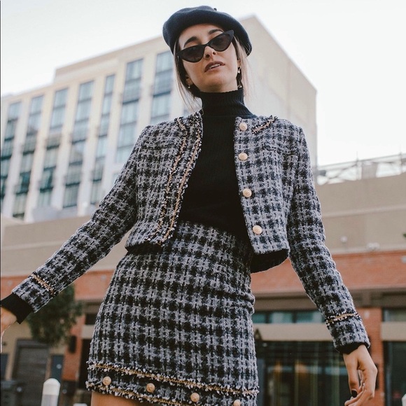 Cutest skirt! Tweed skirt with cutest embellishments. - Picture 1 of 3